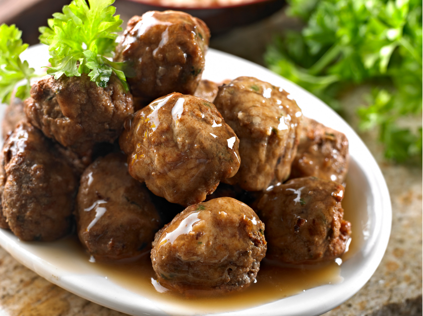 picture of meat balls, or albóndigas in Spanish